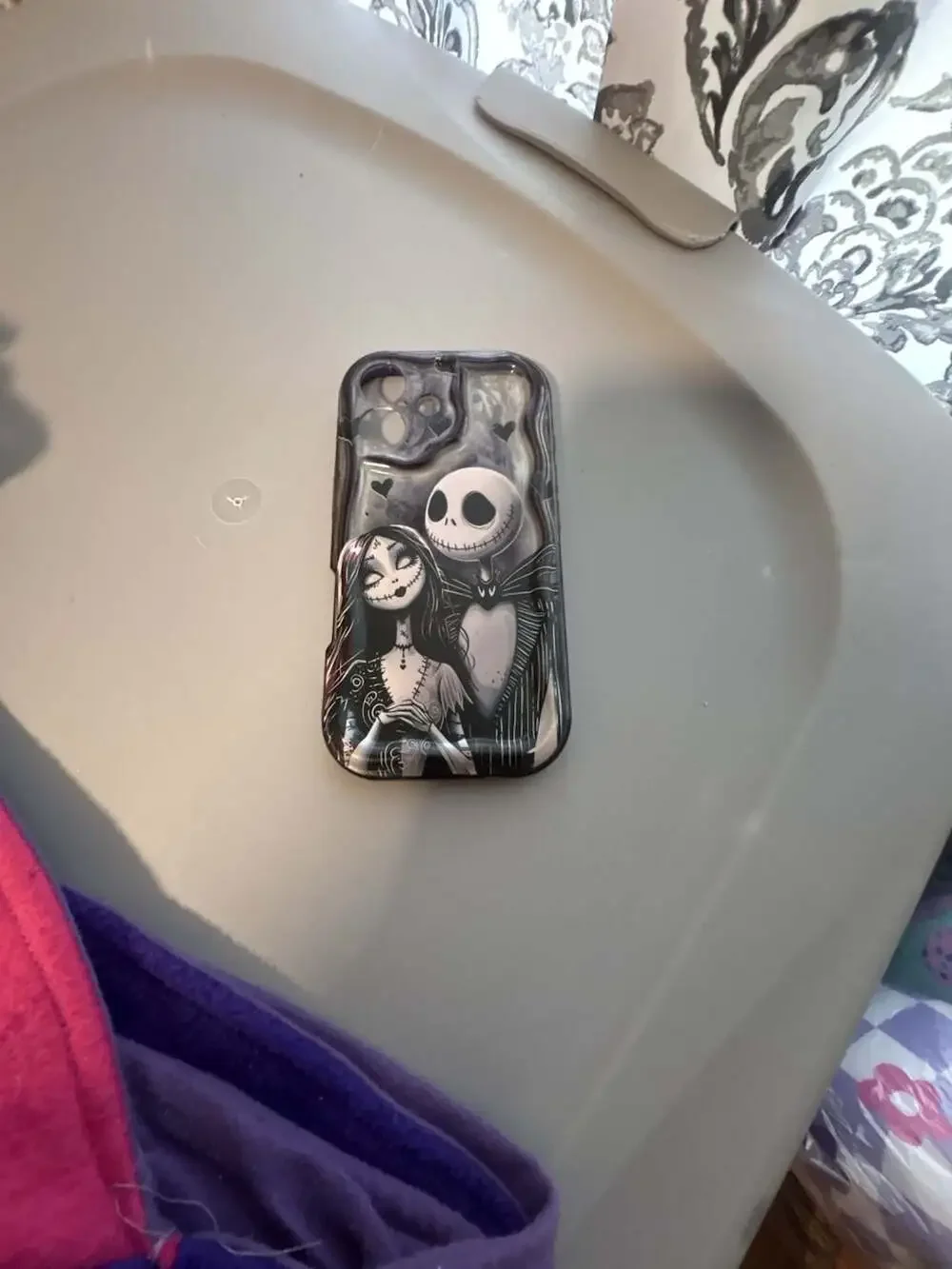 The Nightmare Before Christmas Jack and Sally iPhone 16 Case